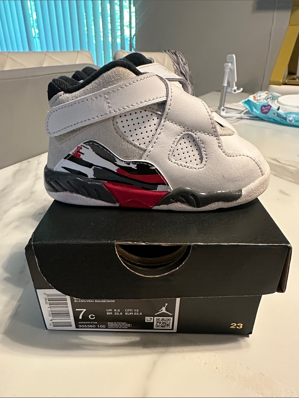 Jordan 8 Retro